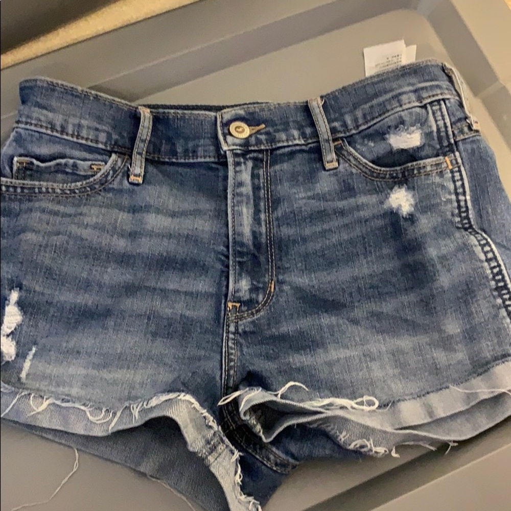 5 Hollister high rise short shorts w 27
